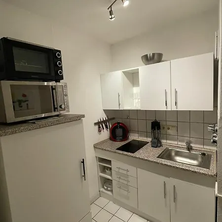 Oder Messezimmer In Ruhiger Lage Apartamento