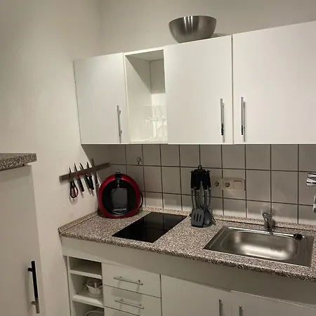 Apartamento Oder Messezimmer In Ruhiger Lage *