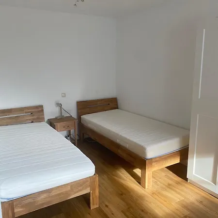 Apartamento Oder Messezimmer In Ruhiger Lage Rösrath